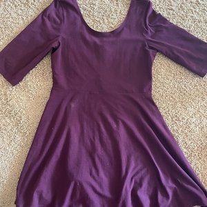 Burgundy Express Quarter Sleeve Dress